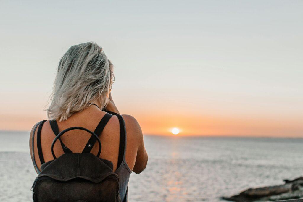 Solo Travel Guide for Beginners – Complete Guide to Traveling Alone (2026)